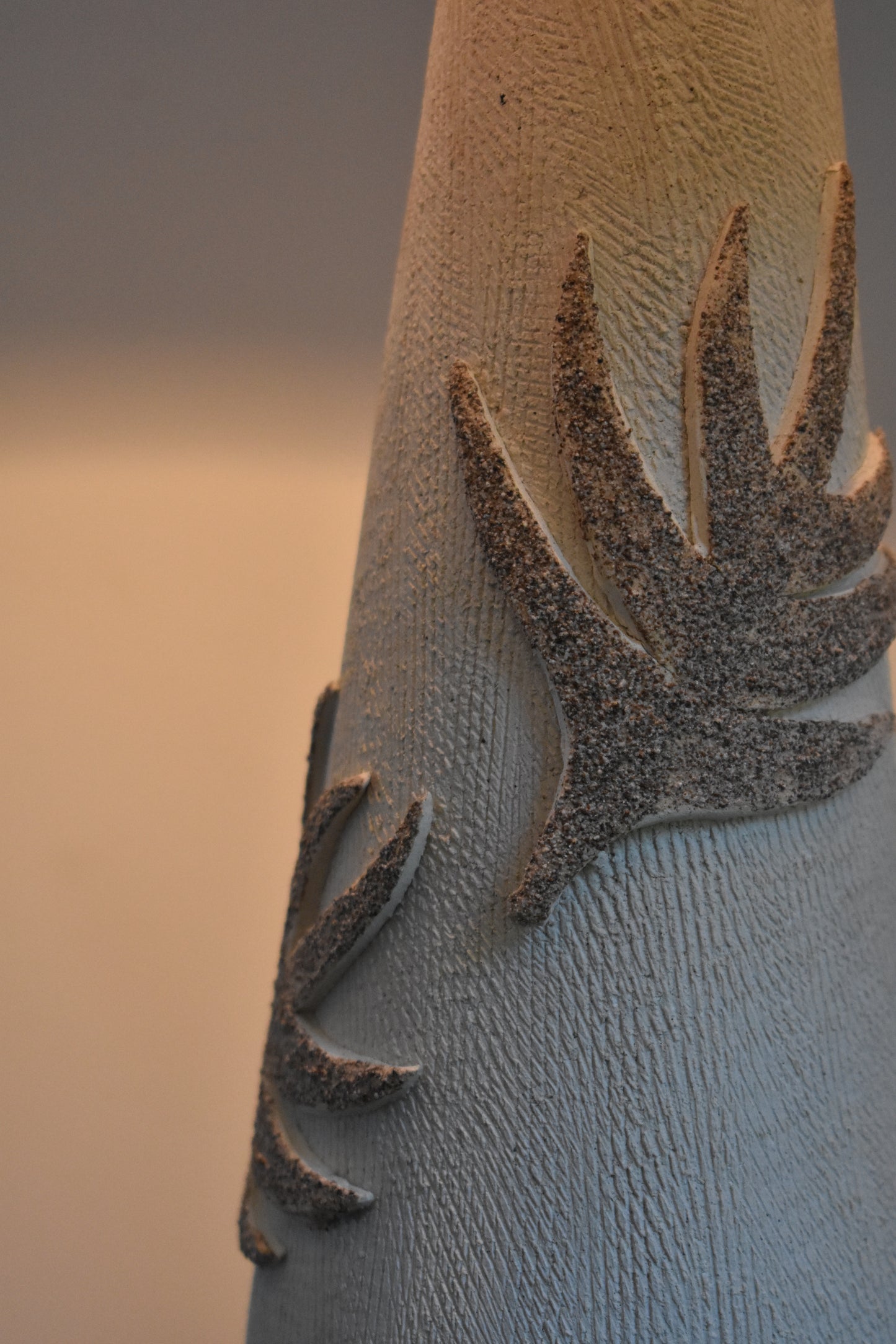 Sandleaf Totem Lamp