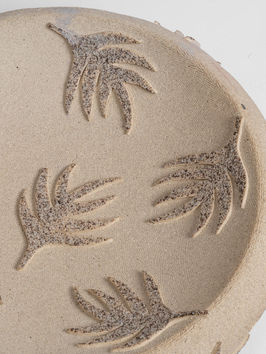 Sandleaf Hollow Centerpiece