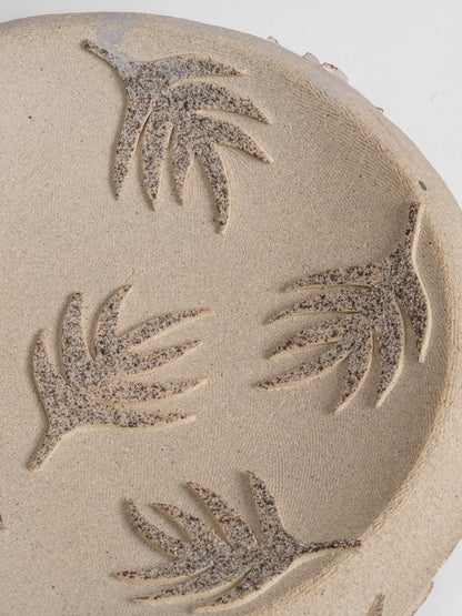 Sandleaf Hollow Centerpiece