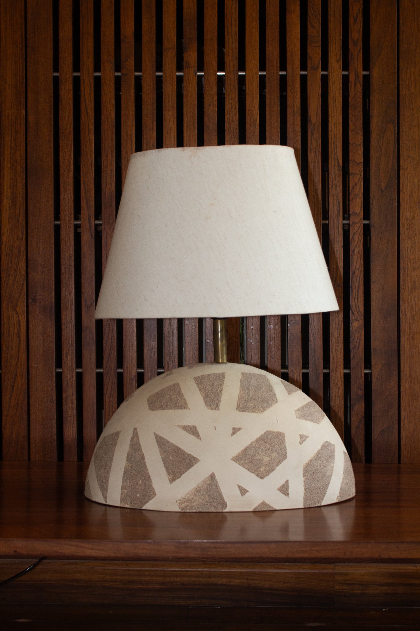 Sand Triangle Lamps